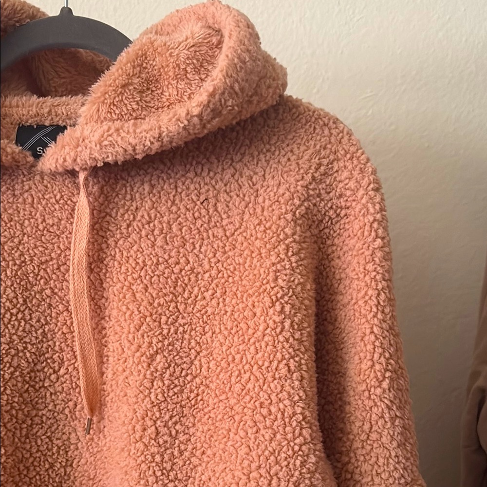 Cozy Sherpa Cropped Hooded Jacket in Peach